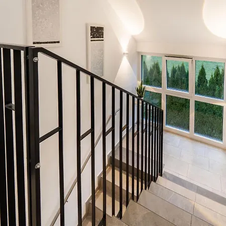 Apartment Near Area Furstau